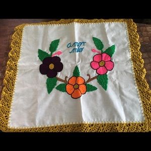 Napkins handmade by Claudia: Servilletas a mano 🖐